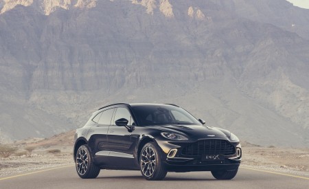 2021 Aston Martin DBX Front Three-Quarter Wallpapers 450x275 (55)