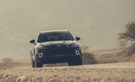 2021 Aston Martin DBX Front Wallpapers 450x275 (34)