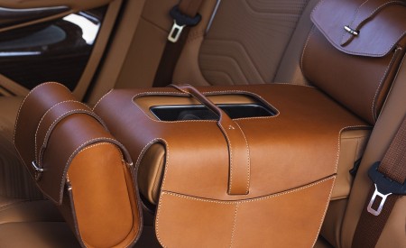 2021 Aston Martin DBX Interior Detail Wallpapers 450x275 (116)