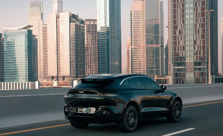 2021 Aston Martin DBX Rear Three-Quarter Wallpapers 450x275 (7)