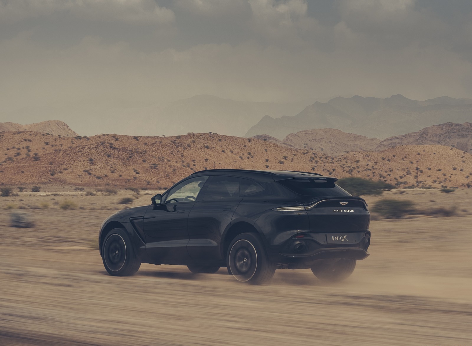 2021 Aston Martin DBX Rear Three-Quarter Wallpapers #38 of 122