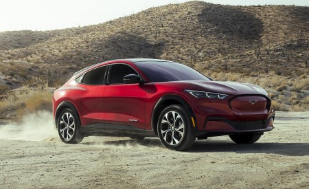 2021 Ford Mustang Mach-E Front Three-Quarter Wallpapers 450x275 (13)