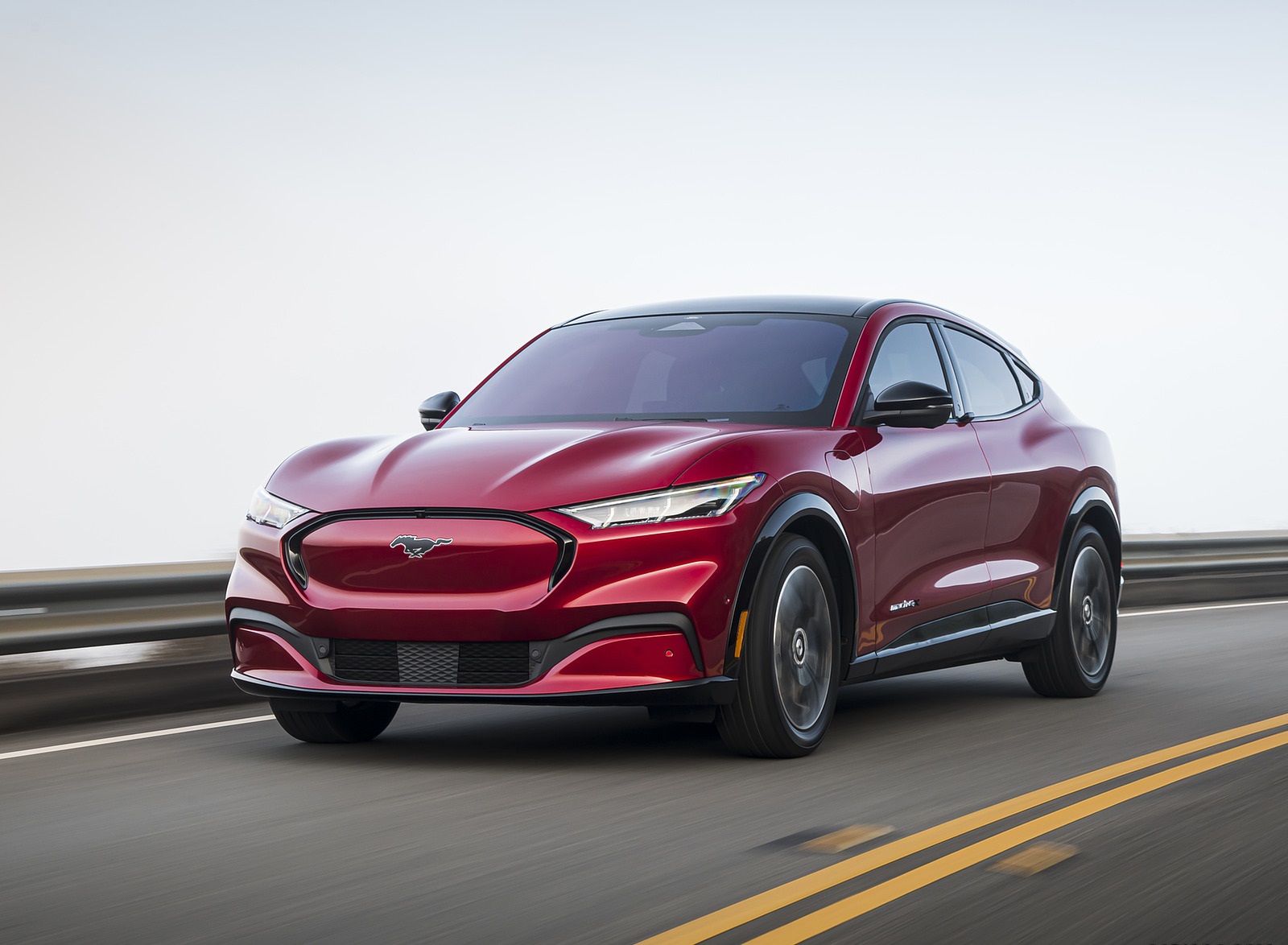 2021 Ford Mustang Mach-E Front Three-Quarter Wallpapers  (4)