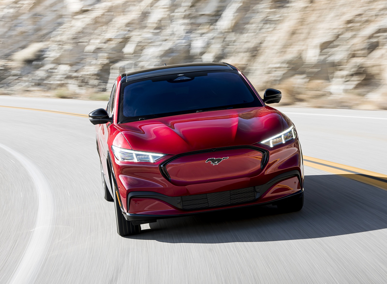 2021 Ford Mustang Mach-E Front Wallpapers (2)