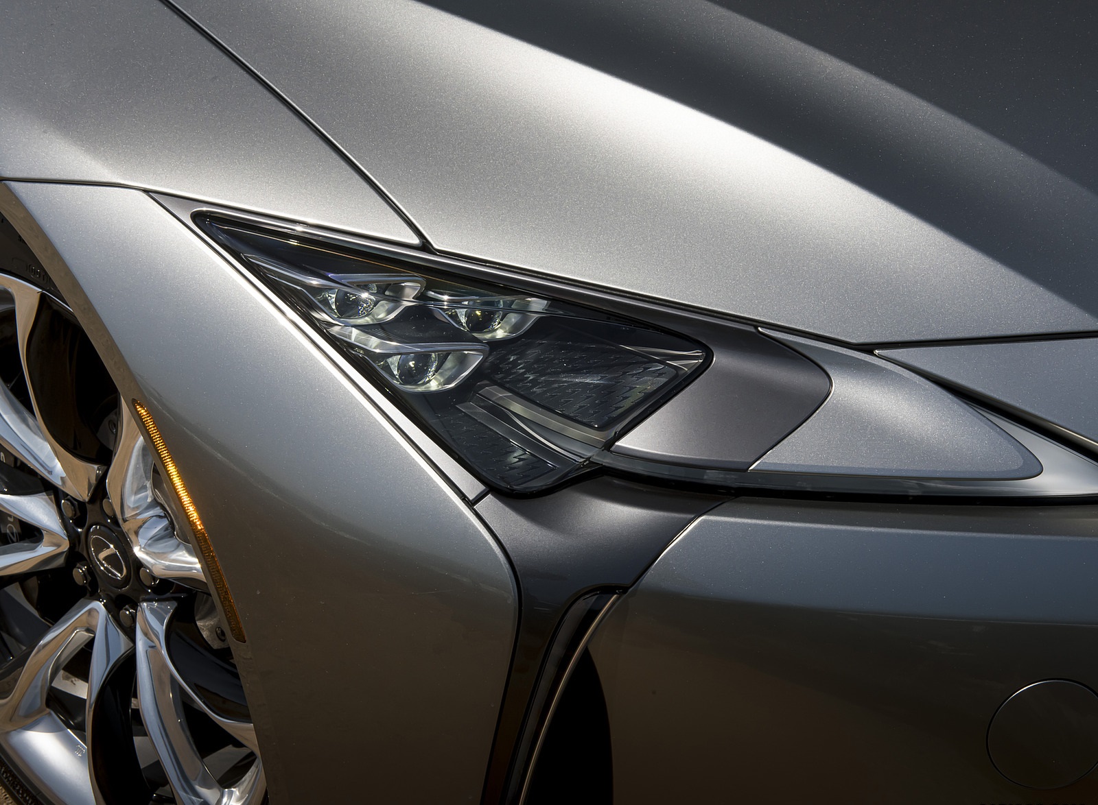 2021 Lexus LC Convertible Headlight Wallpapers (11)