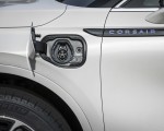 2021 Lincoln Corsair Grand Touring Plug-In Hybrd (Color: Ceramic Pearl) Charging Port Wallpapers 150x120 (11)