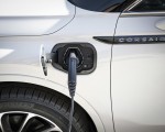 2021 Lincoln Corsair Grand Touring Plug-In Hybrd (Color: Ceramic Pearl) Charging Port Wallpapers 150x120 (10)
