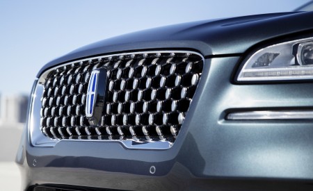 2021 Lincoln Corsair Grand Touring Plug-In Hybrd (Color: Flight Blue) Grill Wallpapers 450x275 (48)