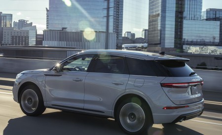 2021 Lincoln Corsair Grand Touring Plug-In Hybrid Rear Three-Quarter Wallpapers 450x275 (6)