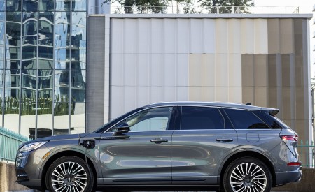 2021 Lincoln Corsair Grand Touring Plug-In Hybrid Side Wallpapers 450x275 (20)