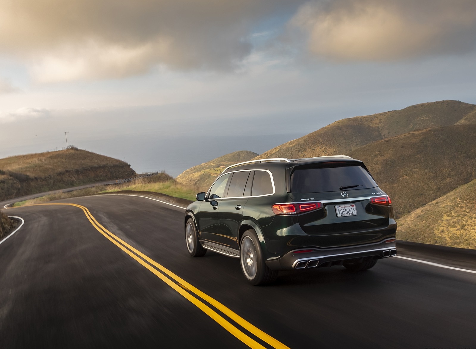 2021 Mercedes-AMG GLS 63 (US-Spec) Rear Three-Quarter Wallpapers (14)