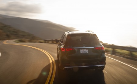 2021 Mercedes-AMG GLS 63 (US-Spec) Rear Wallpapers 450x275 (21)