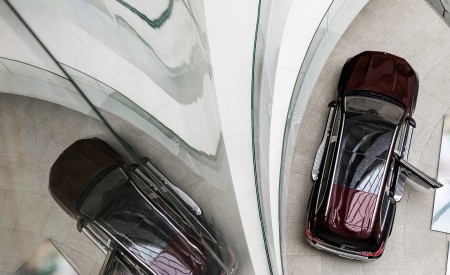 2021 Mercedes-Maybach GLS 600 (Color: Rubellite Red or Obsidian Black) Top Wallpapers 450x275 (92)