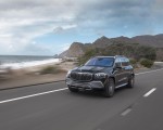 2021 Mercedes-Maybach GLS 600 (US-Spec) Front Three-Quarter Wallpapers 150x120 (8)