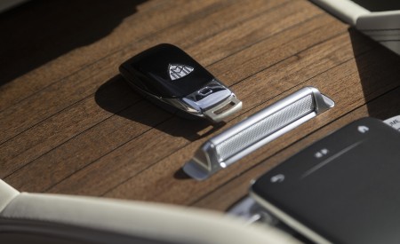 2021 Mercedes-Maybach GLS 600 (US-Spec) Interior Detail Wallpapers 450x275 (77)