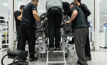 2019 McLaren Speedtail Making Of Wallpapers 450x275 (39)