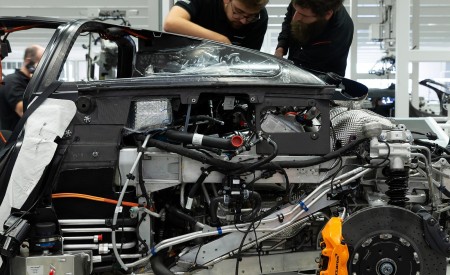 2019 McLaren Speedtail Making Of Wallpapers 450x275 (38)