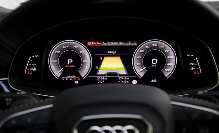 2020 Audi Q7 TFSI e quattro Plug-In Hybrid Digital Instrument Cluster Wallpapers 450x275 (40)