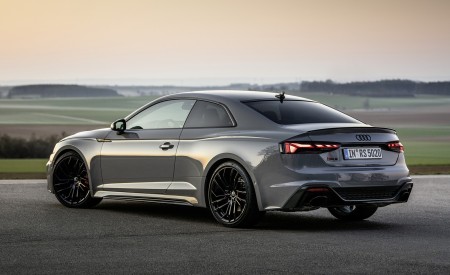 2020 Audi RS 5 Coupe (Color: Nardo Gray) Rear Three-Quarter Wallpapers 450x275 (21)