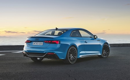 2020 Audi RS 5 Coupe (Color: Turbo Blue) Rear Three-Quarter Wallpapers 450x275 (49)