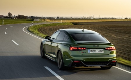 2020 Audi RS 5 Sportback (Color: Sonoma Green) Rear Three-Quarter Wallpapers 450x275 (7)