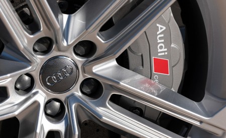 2020 Audi S8 Brakes Wallpapers 450x275 (163)