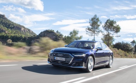 2020 Audi S8 (Color: Navarra Blue) Front Three-Quarter Wallpapers 450x275 (98)