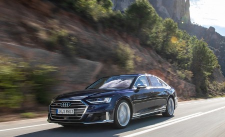 2020 Audi S8 (Color: Navarra Blue) Front Three-Quarter Wallpapers 450x275 (128)