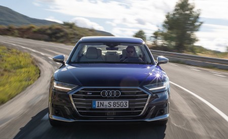 2020 Audi S8 (Color: Navarra Blue) Front Wallpapers 450x275 (114)