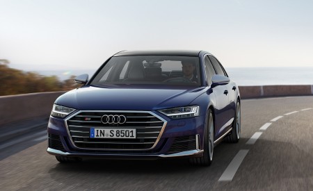 2020 Audi S8 (Color: Navarra Blue) Front Wallpapers 450x275 (107)