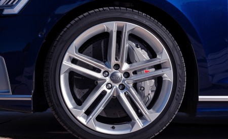 2020 Audi S8 (Color: Navarra Blue) Wheel Wallpapers 450x275 (153)