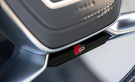 2020 Audi S8 Interior Detail Wallpapers 450x275 (167)