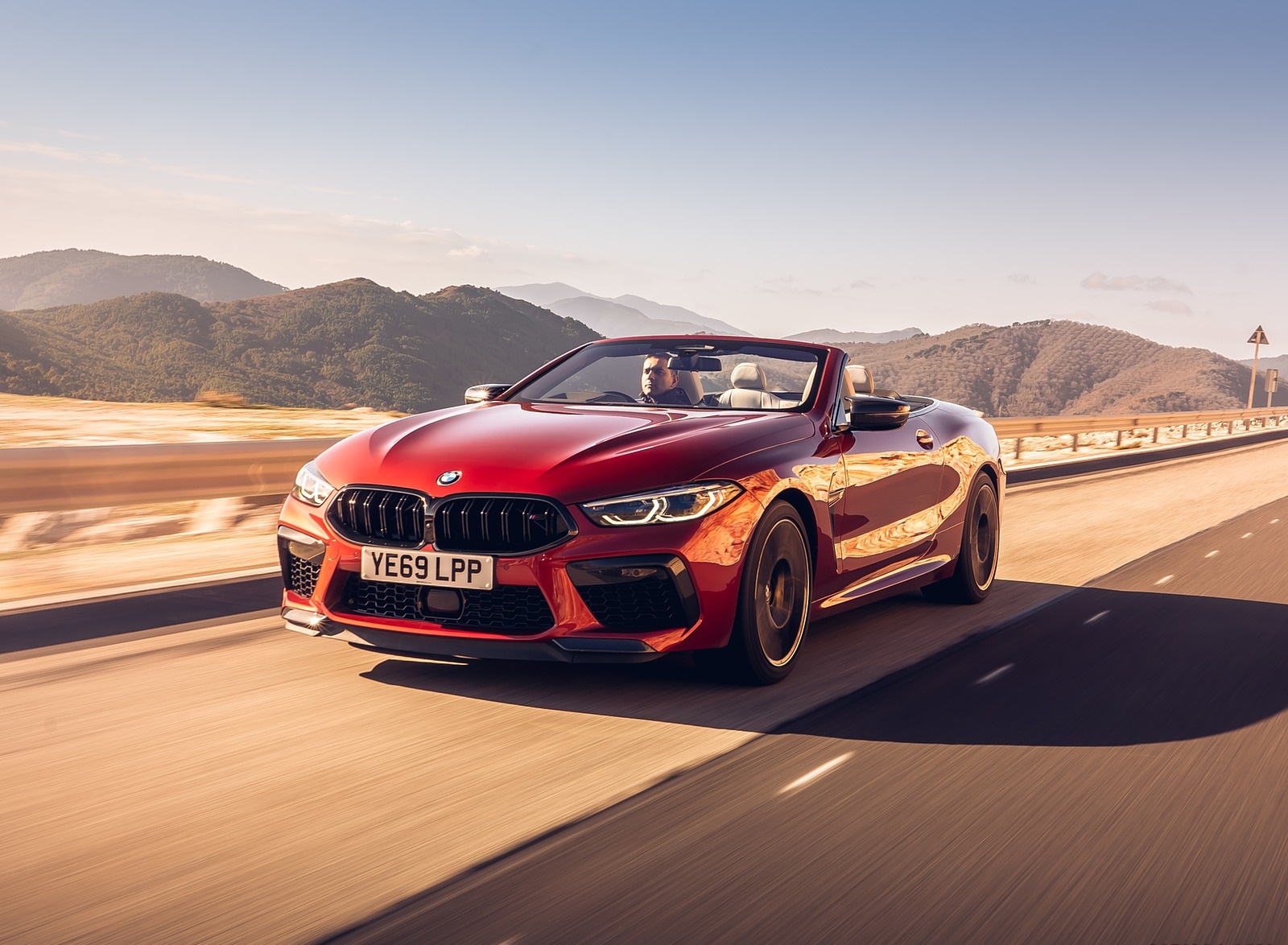 2020 BMW M8 Competition Convertible (UK-Spec) Front Three-Quarter Wallpapers (3)