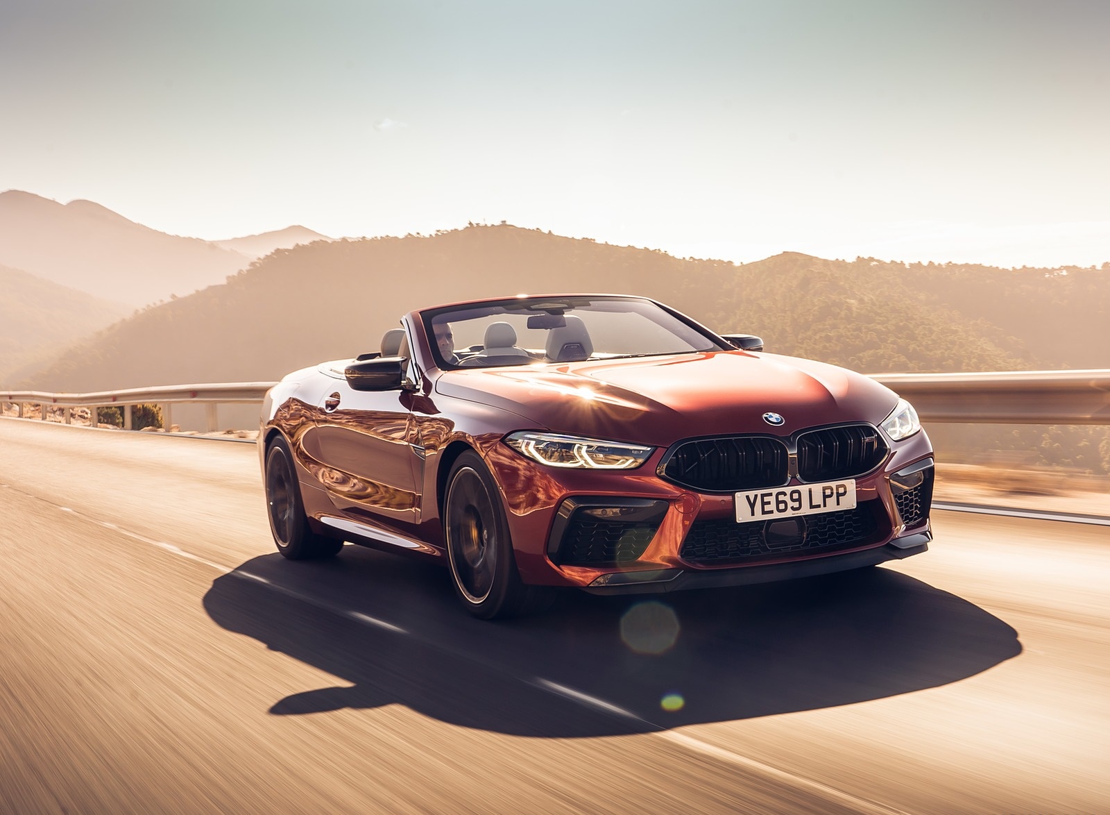 2020 BMW M8 Competition Convertible (UK-Spec) Front Three-Quarter Wallpapers (6)