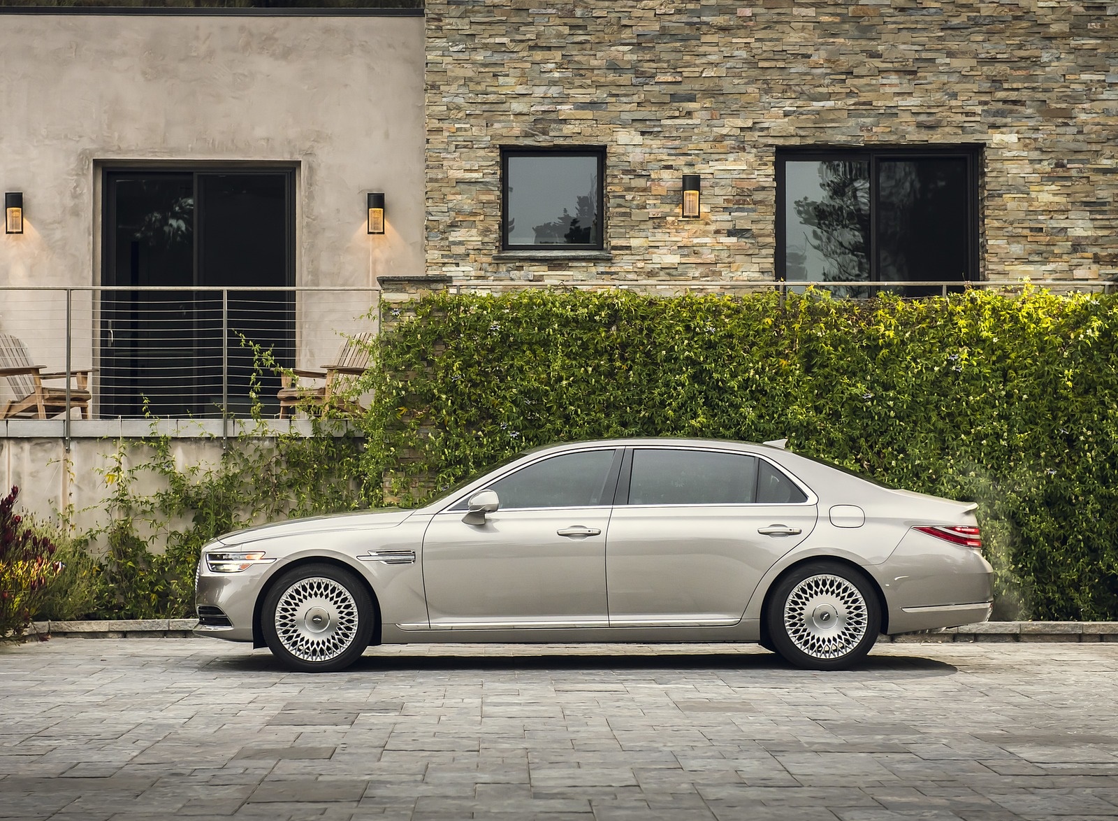 2020 Genesis G90 Side Wallpapers (10)