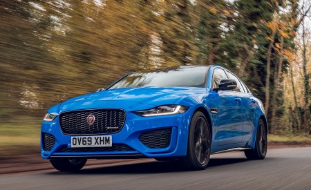 2020 Jaguar XE Reims Edition Front Three-Quarter Wallpapers 450x275 (2)