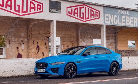2020 Jaguar XE Reims Edition Front Three-Quarter Wallpapers 450x275 (26)