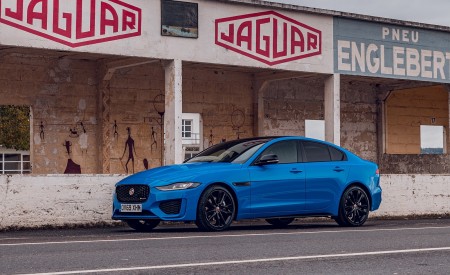 2020 Jaguar XE Reims Edition Front Three-Quarter Wallpapers 450x275 (27)