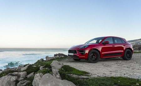 2020 Porsche Macan GTS (Color: Carmine Red) Front Three-Quarter Wallpapers 450x275 (68)