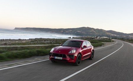 2020 Porsche Macan GTS (Color: Carmine Red) Front Three-Quarter Wallpapers 450x275 (43)