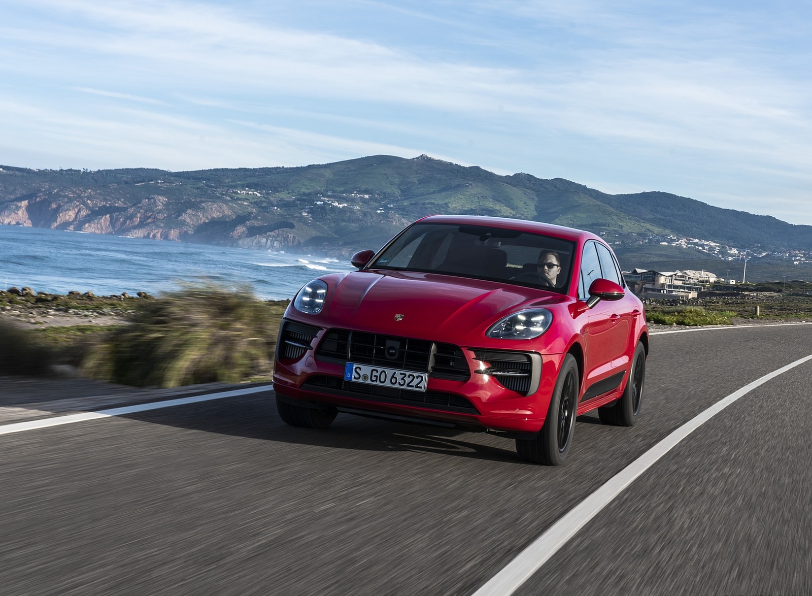 2020 Porsche Macan GTS (Color: Carmine Red) Front Wallpapers (1)