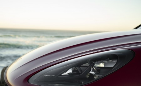2020 Porsche Macan GTS (Color: Carmine Red) Headlight Wallpapers 450x275 (79)