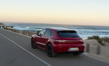 2020 Porsche Macan GTS (Color: Carmine Red) Rear Three-Quarter Wallpapers 450x275 (45)