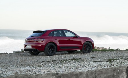 2020 Porsche Macan GTS (Color: Carmine Red) Rear Three-Quarter Wallpapers 450x275 (76)