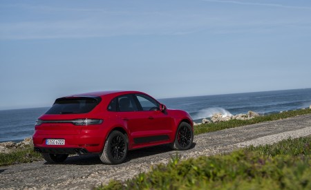2020 Porsche Macan GTS (Color: Carmine Red) Rear Three-Quarter Wallpapers 450x275 (60)