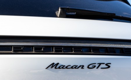 2020 Porsche Macan GTS (Color: Carrara White Metallic) Badge Wallpapers 450x275 (230)