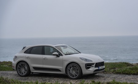 2020 Porsche Macan GTS (Color: Crayon) Front Three-Quarter Wallpapers 450x275 (109)
