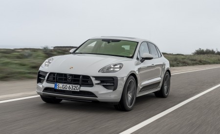 2020 Porsche Macan GTS (Color: Crayon) Front Three-Quarter Wallpapers 450x275 (98)