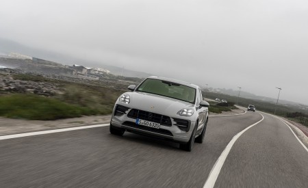 2020 Porsche Macan GTS (Color: Crayon) Front Wallpapers 450x275 (101)