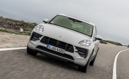 2020 Porsche Macan GTS (Color: Crayon) Front Wallpapers 450x275 (102)